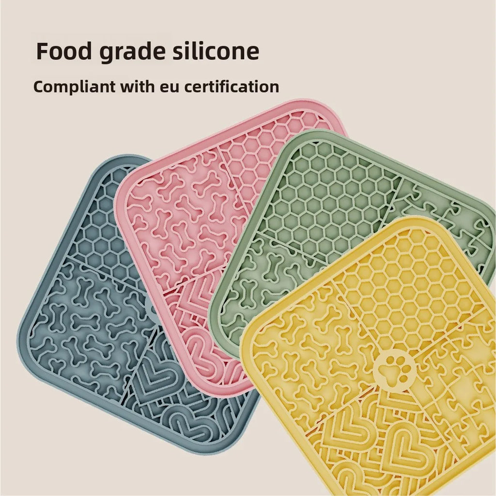 Silicone Slow Feeder Licking Mat - Anxiety Relief Bathing Mat for Dogs & Cats